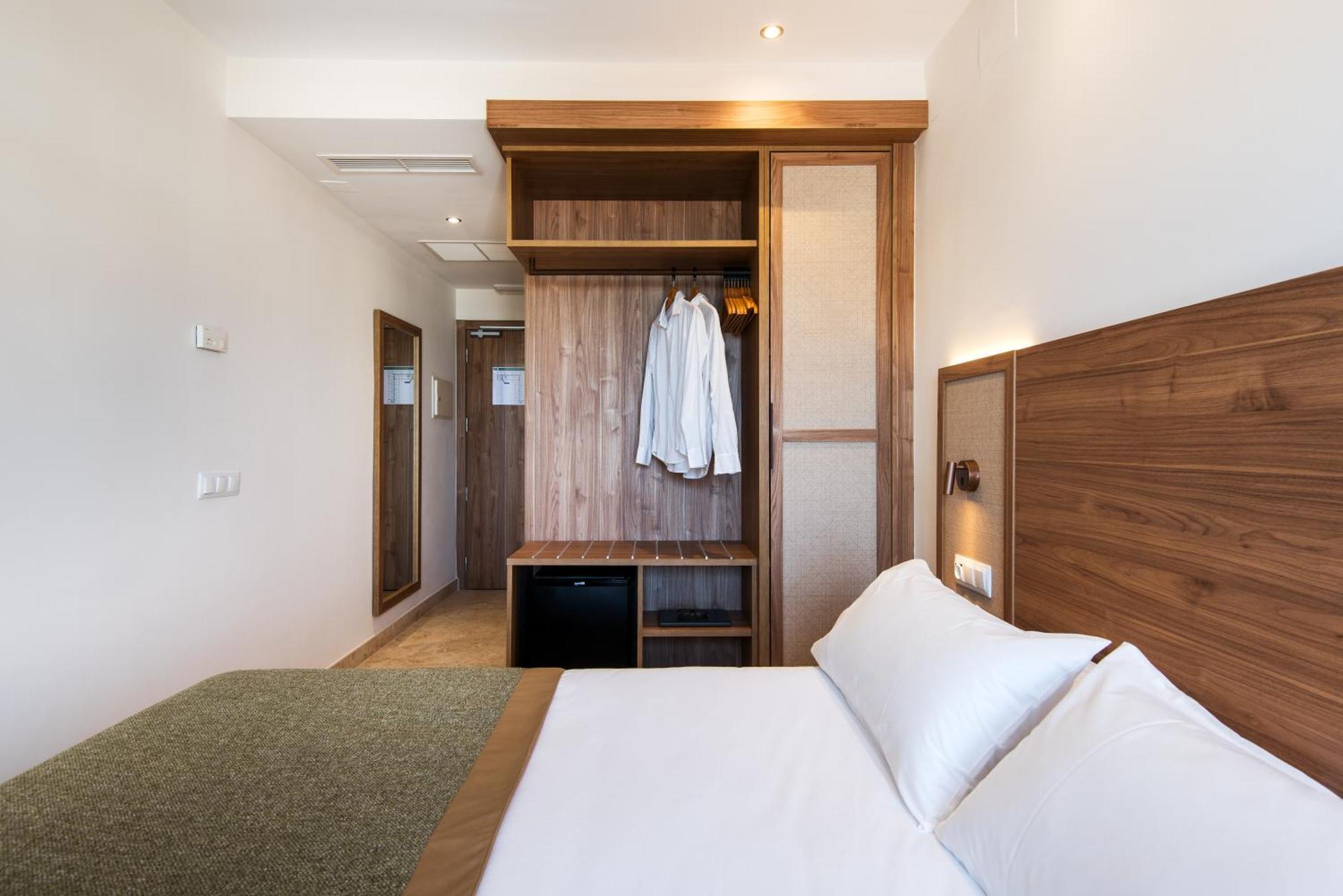 Hotel Tarik Torremolinos Dış mekan fotoğraf