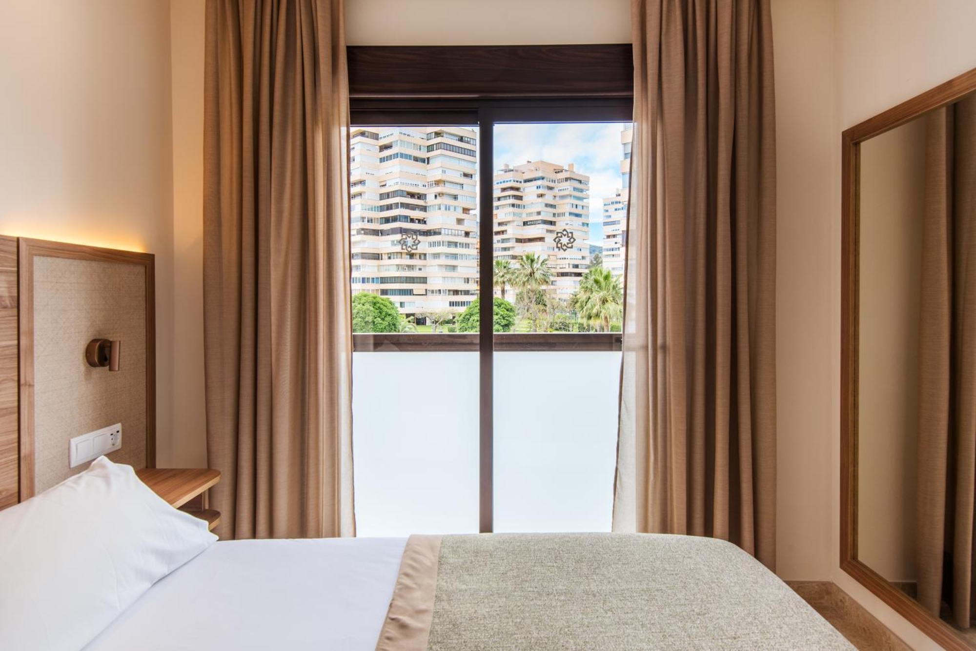 Hotel Tarik Torremolinos Dış mekan fotoğraf